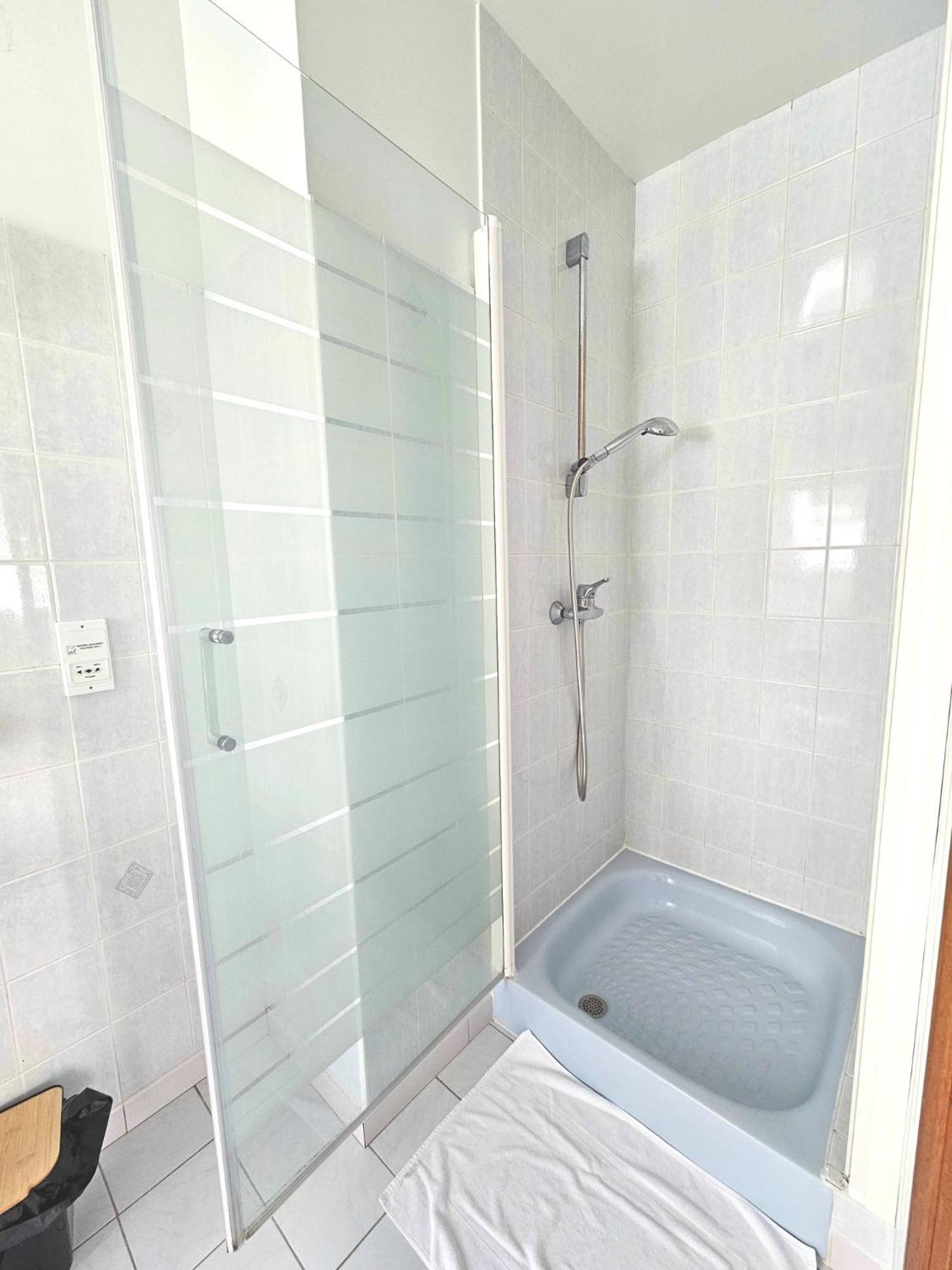 Chambres D'Hotes Chez Renee Le Charmel Ngoại thất bức ảnh